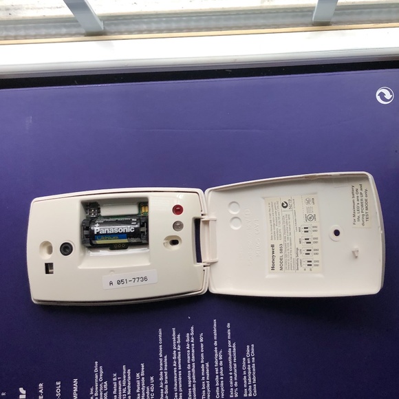 Honeywell 5853 Wireless Glass Break Detector - Picture 2 of 3